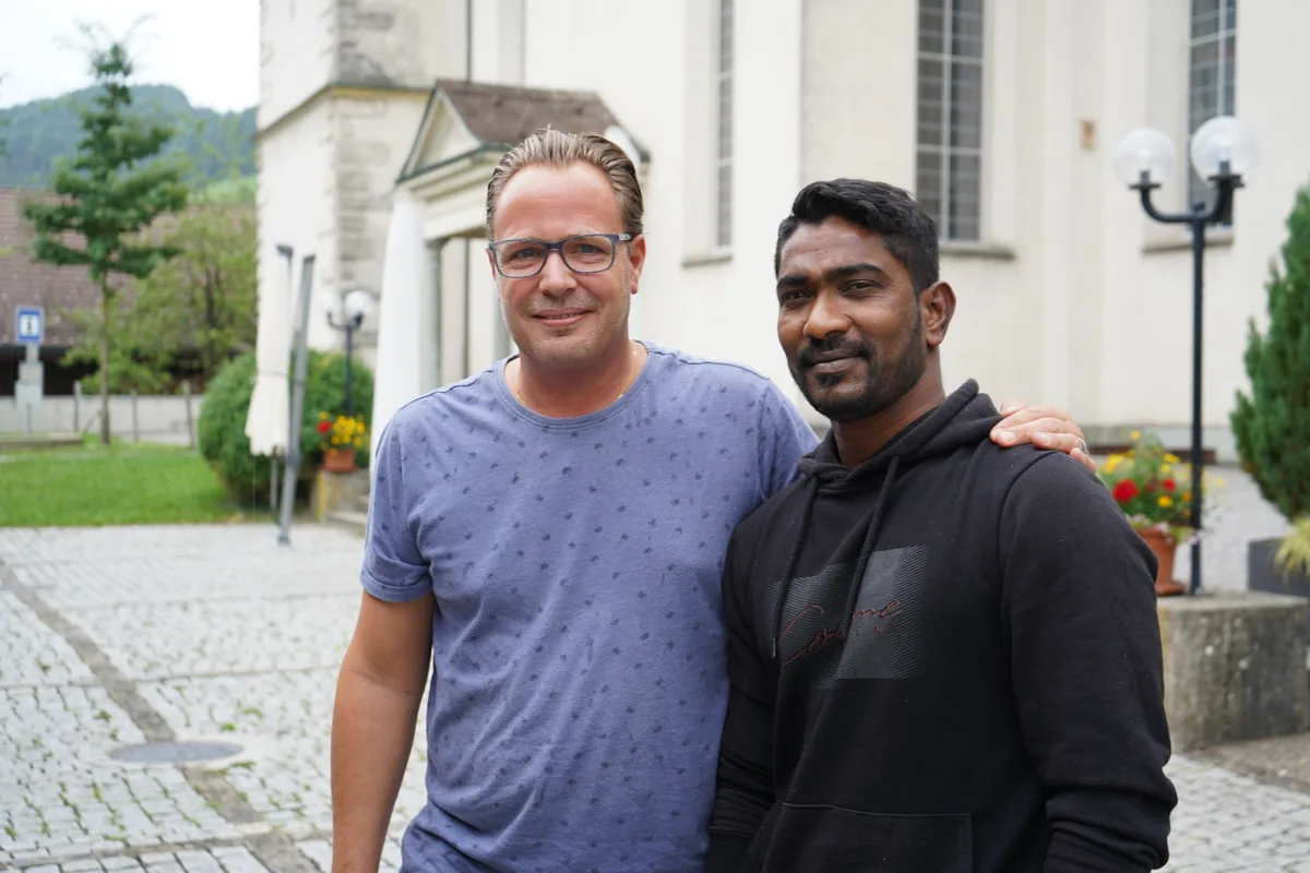 Ein Asylsuchender lebte sechs Jahre in der Schweiz. Jetzt muss er zurück in sein Heimatland.